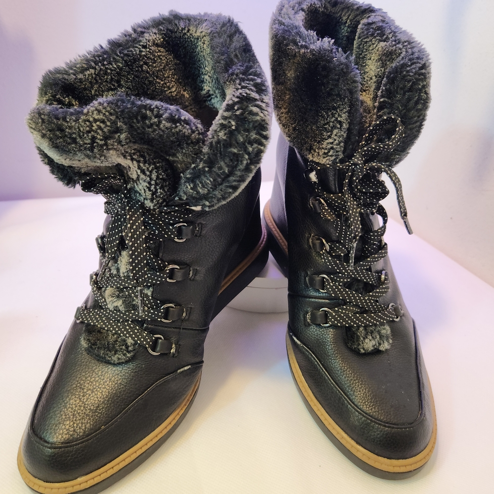 Dr. Scholl's Black Fur-Lined Winter Boots